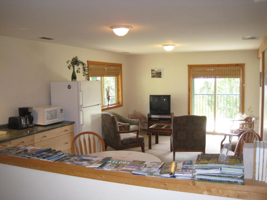 קלונה Wild Nature B&B חדר תמונה